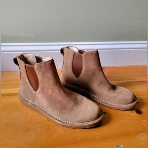 L.L. Bean Nubuck Leather Chelsea Boots, Women's Size 10
